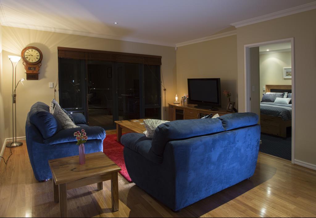 North Yunderup Murray River Lodge Luxury Boutique Accommodation B&B - Adults Only الغرفة الصورة
